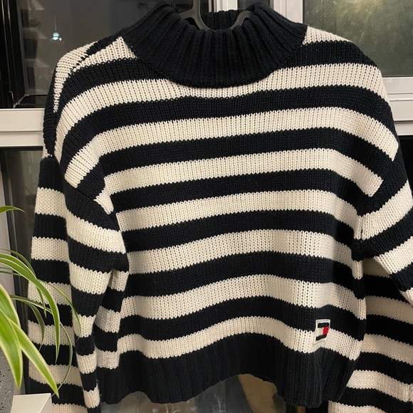 Tommy Hilfiger Navy Striped Sweater, Size S - Picture 1 of 3